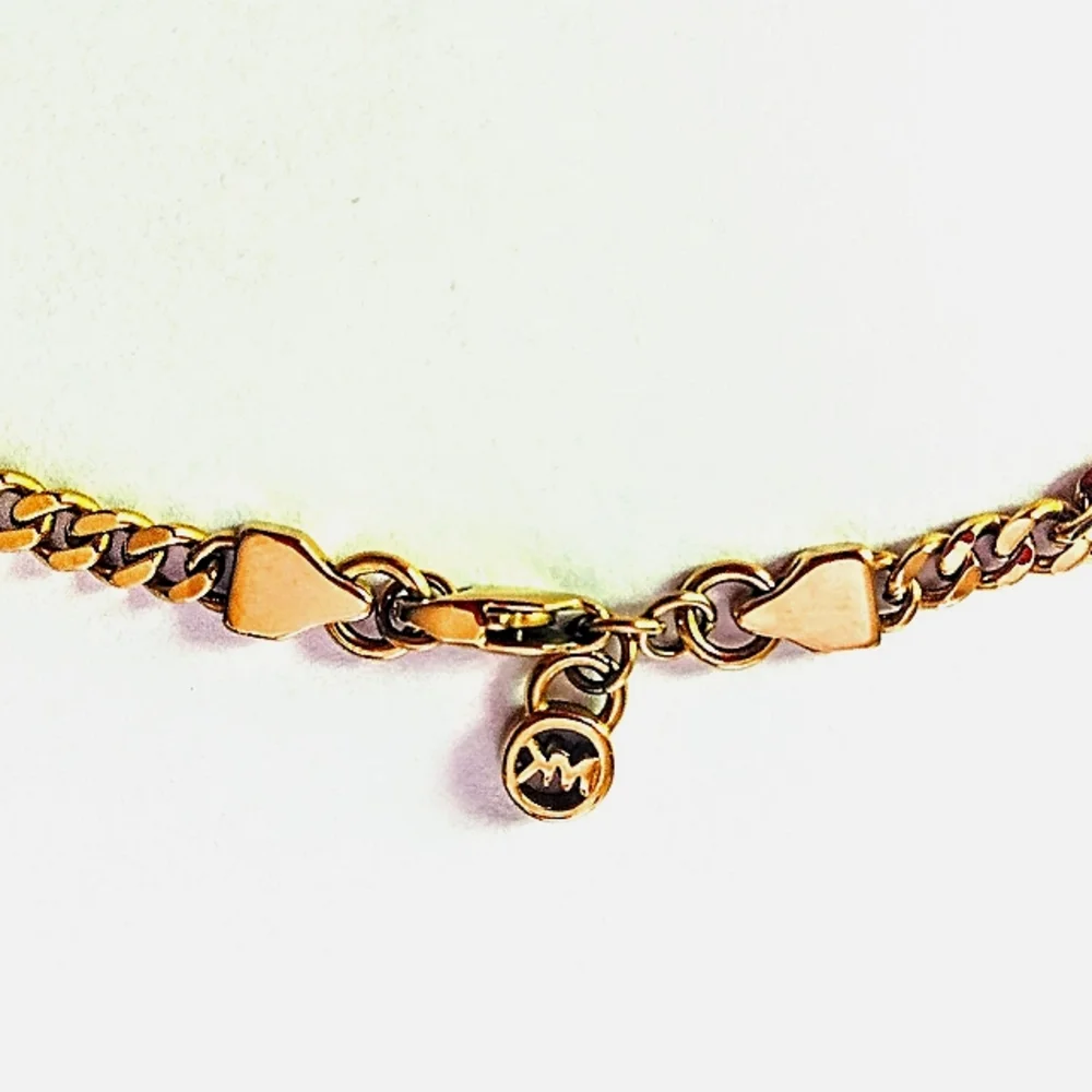 18" Michael Kors Paved Crystal Curved Bar Pendant Chain Necklace - Picture 4 of 4